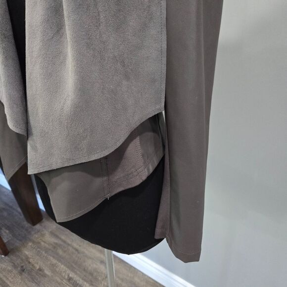 🐢 KUT from Kloth,  Gray faux leather drape front jacket 🧥 Size Small VG - Picture 9 of 15